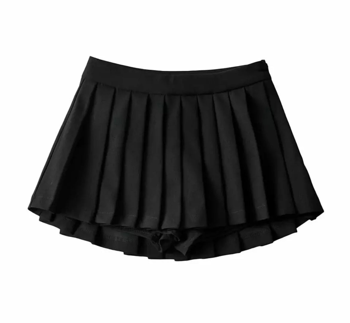 BLACK SKIRT